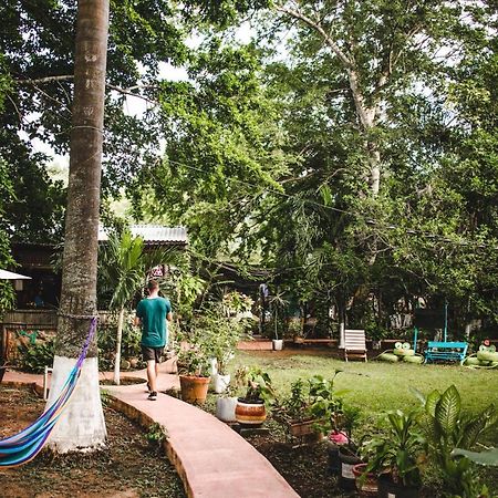 Yaxche Centro Hostal Y Camping Bacalar Kültér fotó