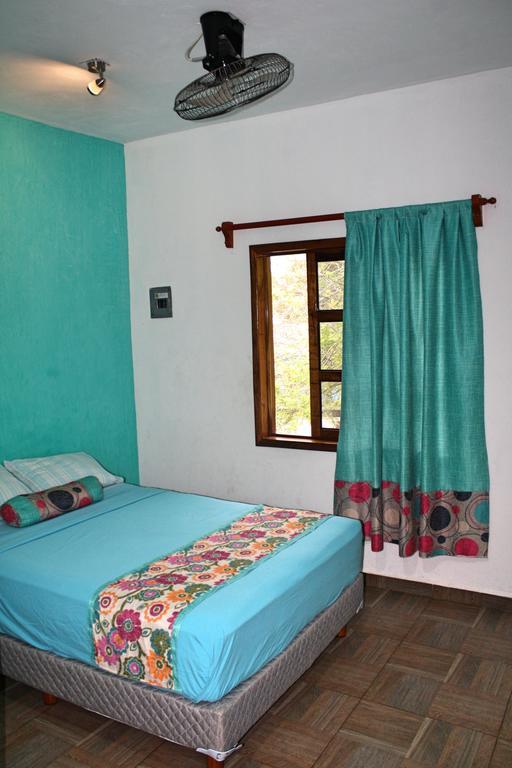 Yaxche Centro Hostal Y Camping Bacalar Kültér fotó